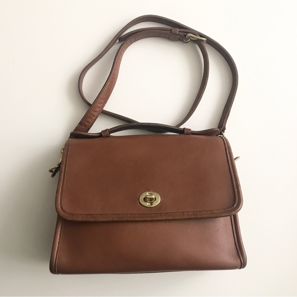 Vintage Coach British Tan Court Bag with Adjustable Strap 9870 Authentic